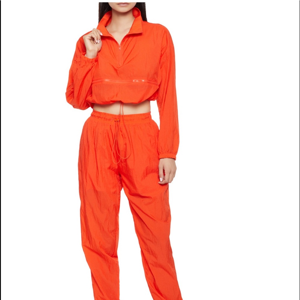 🧡Great Price🤑New 😍Orange 2 Piece Tracksuit 🔥